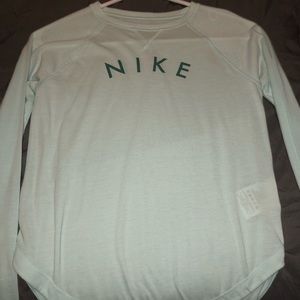 Nike long sleeve shirt